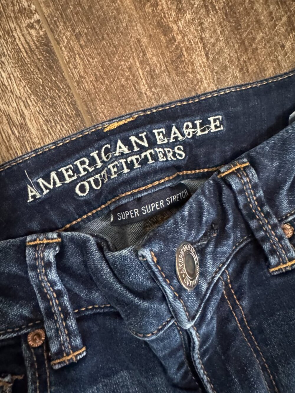 American Eagle Boho Flare Dark Wash Denim Jeans Super Stretch Size 4 - Picture 2 of 7